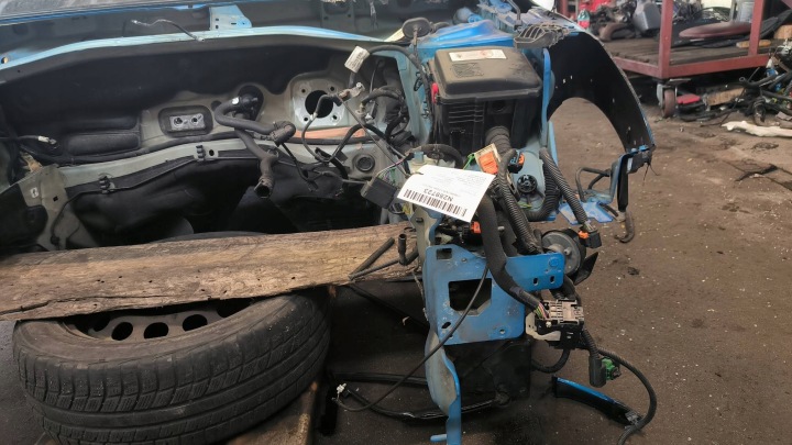 Longeron Gauche Avant ESM PEUGEOT 208 II GT LINE