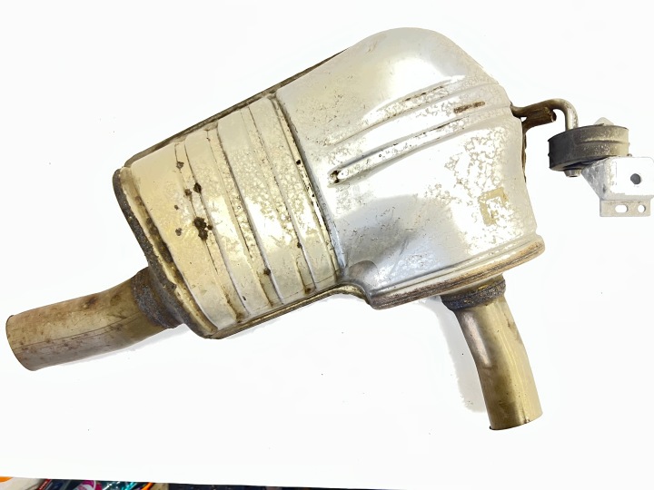 TLUMIK Moyenne AUDI A4 B9 8W 2.0 TDI 8W0253411D
