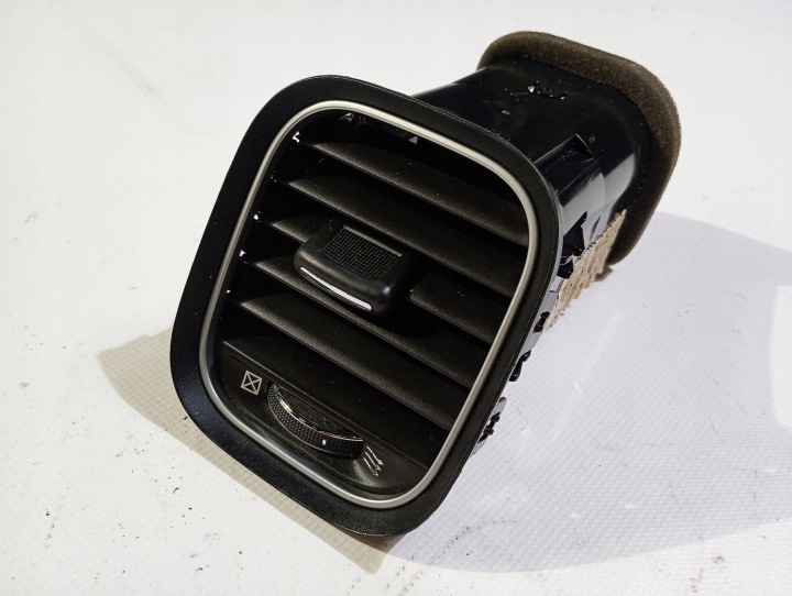 rešetka rešetka ventilacije konzoli armature rozdzielczej bočno desna Dodge Charger 2015
