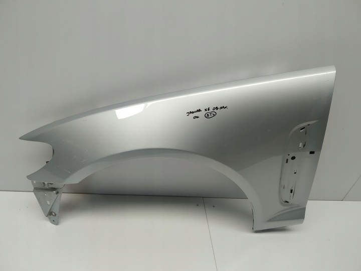 2007-11r Jaguar XF X250 Kotflügel Srebrny vorne links vor Lift