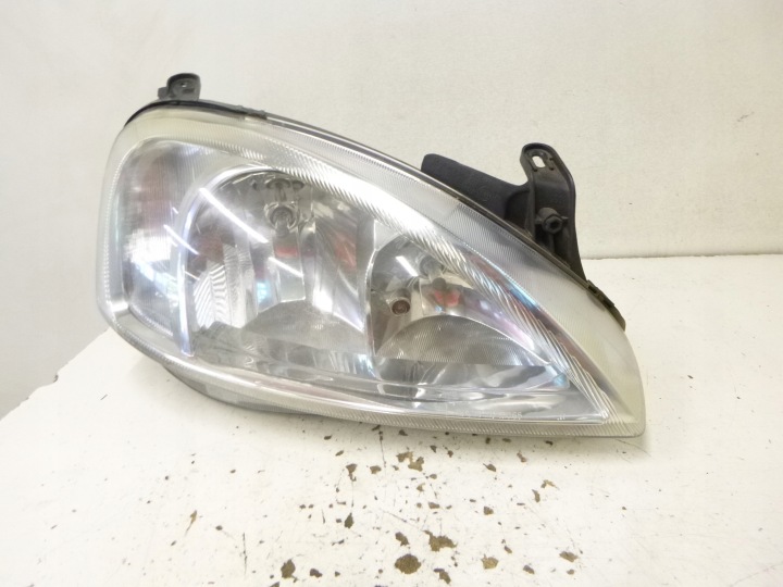 Licht vorne rechts Opel Corsa C 00-06r.