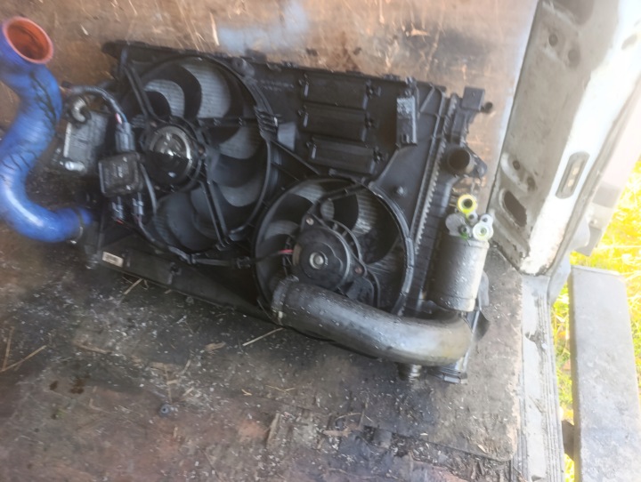 komplet der Kühler Volvo S60 II 1.6 Diesel