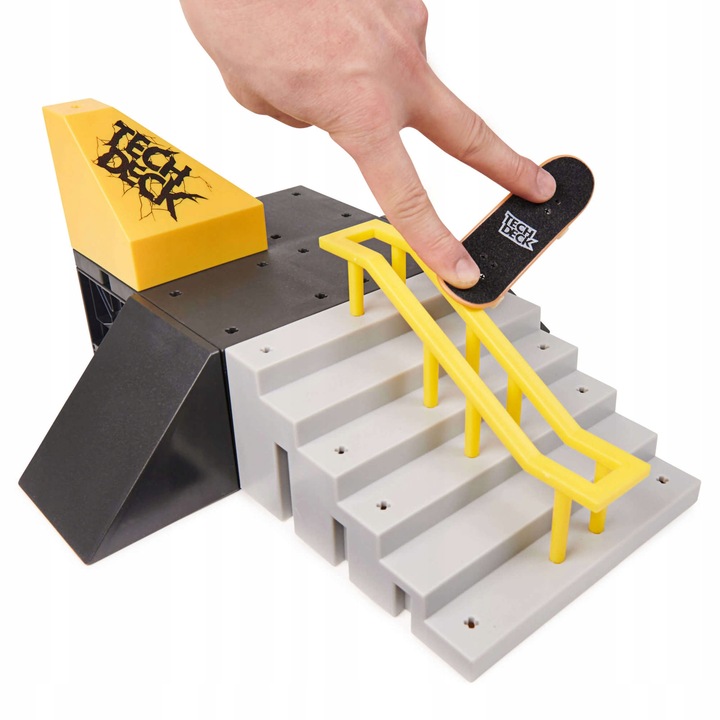 RAMPA FINGERBOARD RAIL PYRAMID SHREDDER TECH DECK Marka Tech Deck