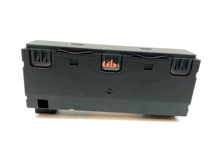 adapter USB 4N035722 Audi A6 V (2018-) C8