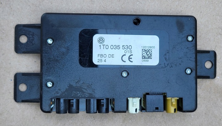 upravljačka antentskog pojačala antenski VW TOURAN 1T 1T0035530 OE EU
