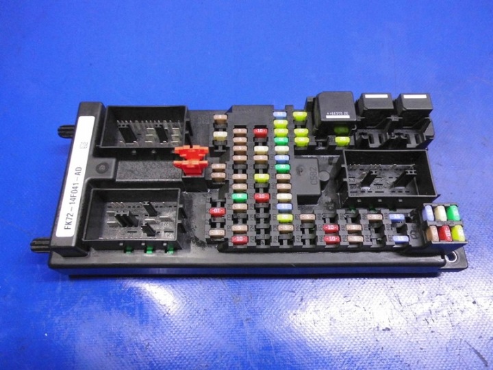 module compartment BSI of fuses LAND ROVER DISCOVERY SPORT 14-24R