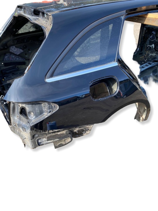 MERCEDES C W205 KOMBI Aile Droite Arrière Longeron Garniture moulure montant 040 Noir