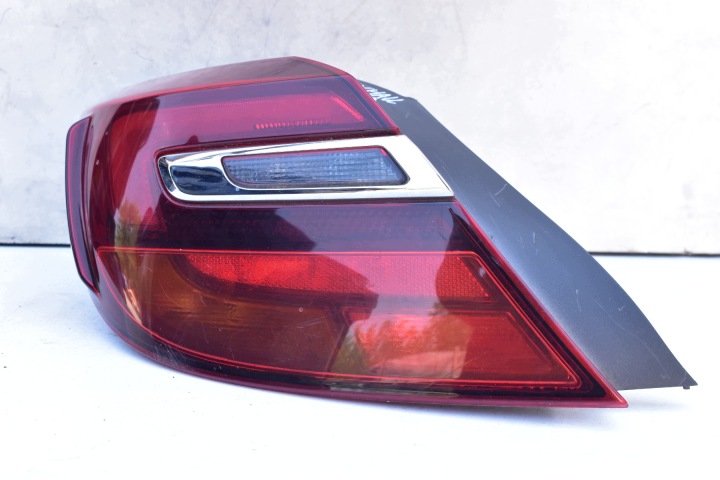 Licht links heck OPEL INSIGNIA A LIFT HATCHBACK 2013-2017R 23160557 EU