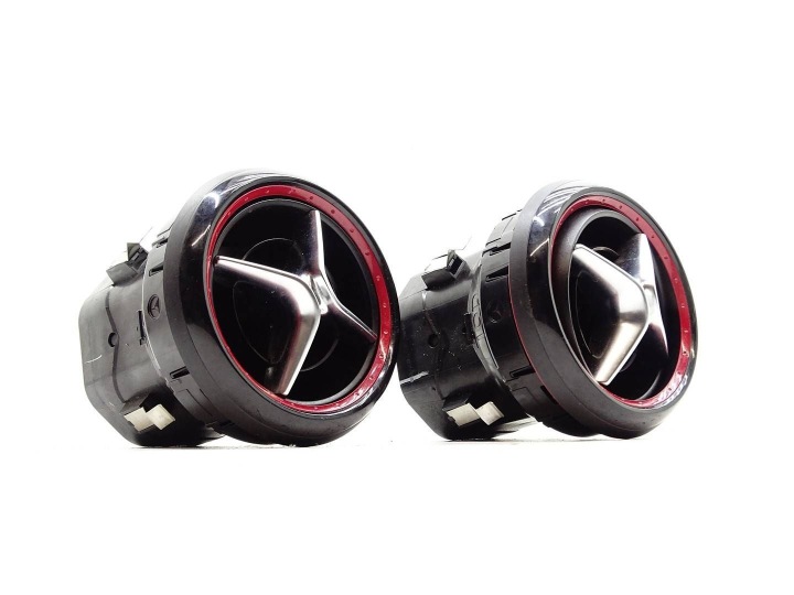 BOCCHETTA ARIA ANTERIORE del cruscotto CZARWONA MERCEDES A W176 AMG A1768301054