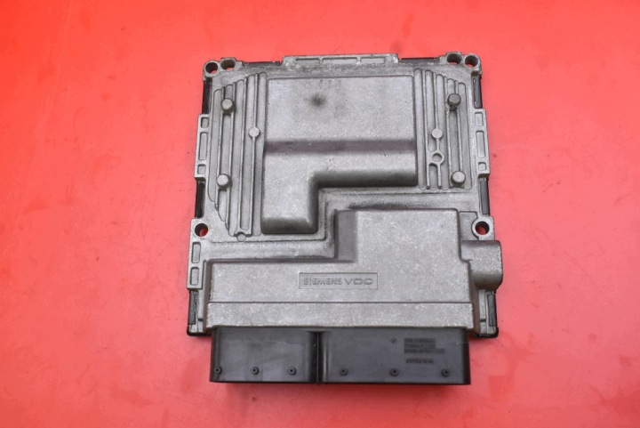 control unit of the engine A2711502379 MERCEDES C-class W204 1.8 compressor; 156 KM