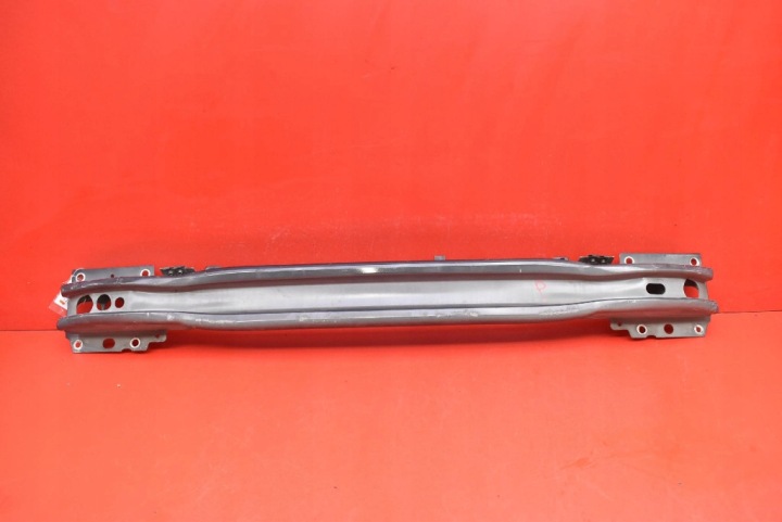 Traverse pare choc Avant Avant Traverse VOLVO XC60 1 et 08-13