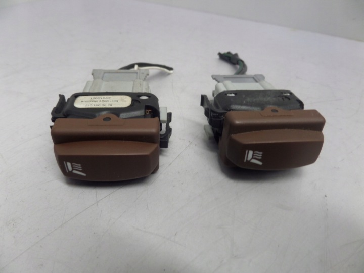ovladac vyhřívání sedačka RENAULT LAGUNA II 2 01-07 8200064077
