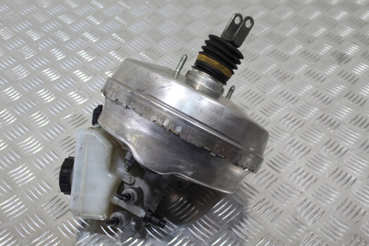 SERVO SERVO BUBANJ JAGUAR XE R-SPORT X760