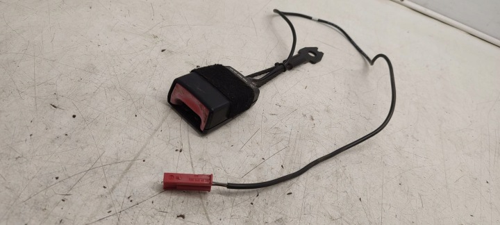 Zapinka supports left front Mercedes W169 1,5 petrol 5D