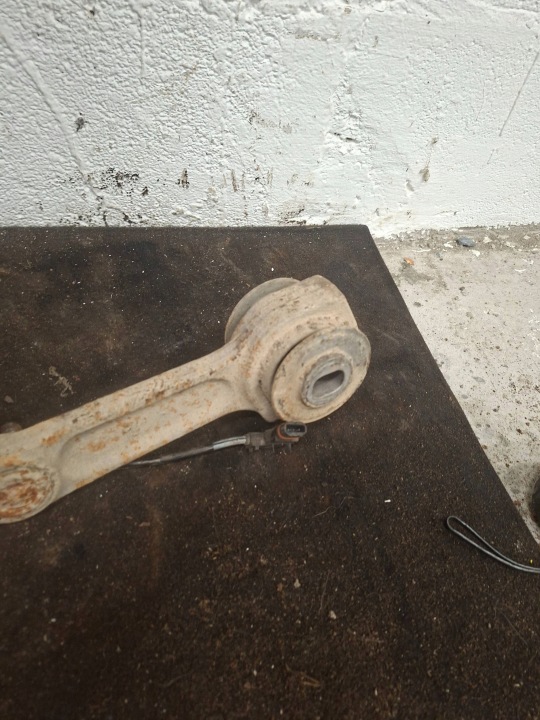 Pneumatic shock absorber Mercedes-Benz S W220 13