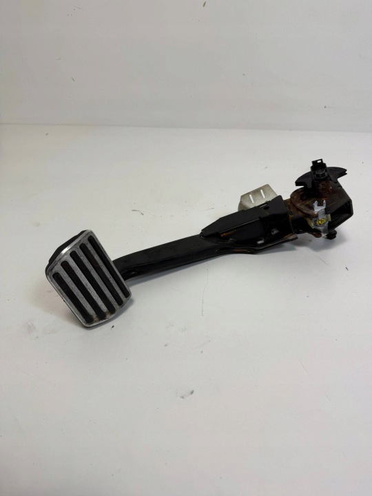 Volvo V60 II T8 Pedal brzdy Pirotechniczny naboj 32286780