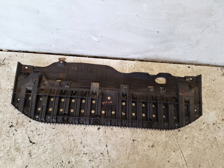 TOYOTA AVENSIS III T27 LIFT 11-13 fedél POD lökhárító