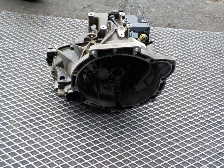 FORD FOCUS III 1.6 16V B Boîte de vitesses BV6R7002DBE