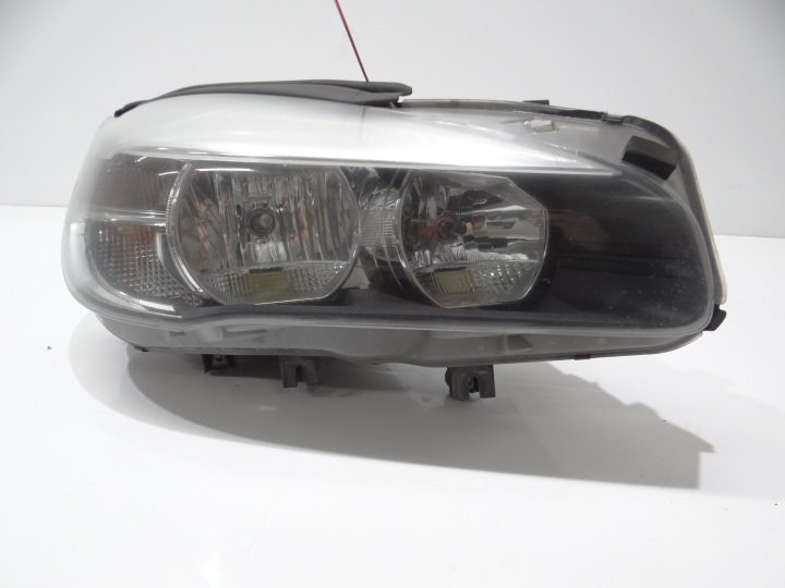 Licht rechts vorne BMW F46 7422576