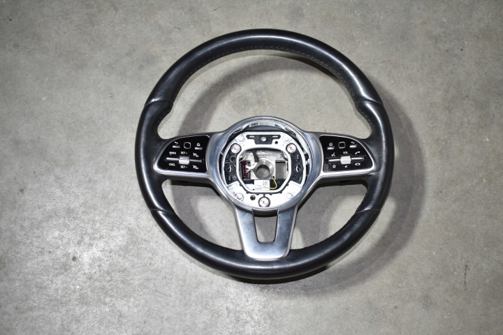 IDEALNA volant GRZANA MERCEDES H247 W177 W205 W213 W238 W257 W463 1