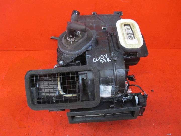 RENAULT CLIO 5 V B7 19- gruppo stufa riscaldamento scatola KLIMATYZACJA 272702116R EUROPA