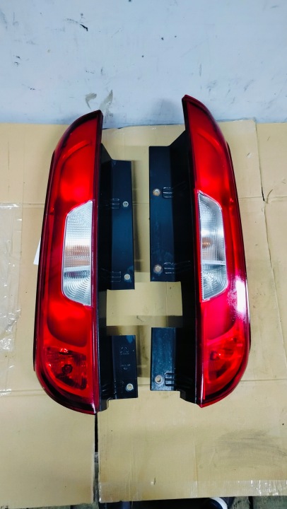 Licht rechts rechts heck hinten FIAT DOBLO II 15- 52044716