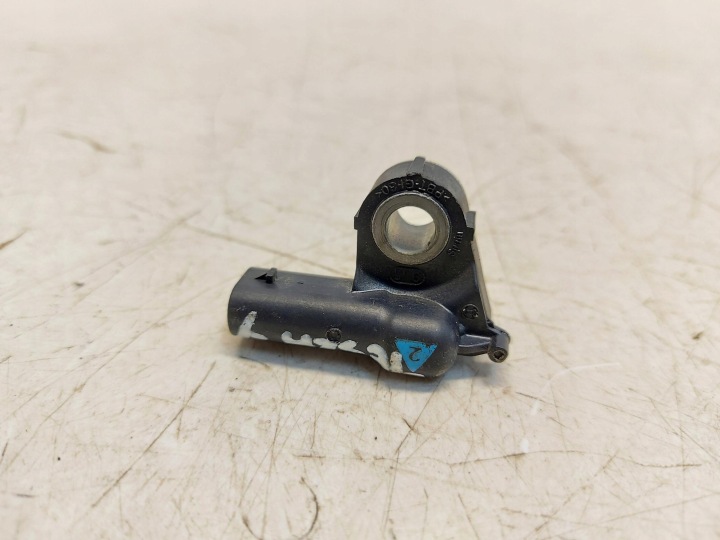 TESLA MODEL Y 2022r Crashsensor Drucksensor 1473444-00-B-JLK012