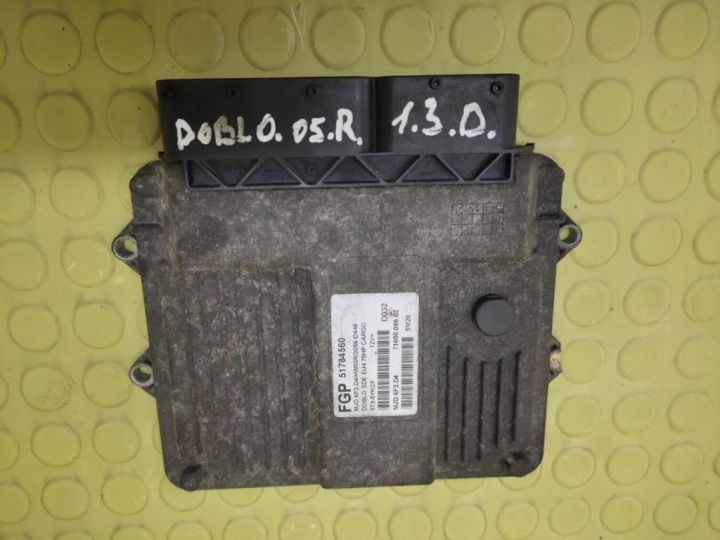 FIAT DOBLO und 1.3 Bedienteil DES MOTORS 51784560