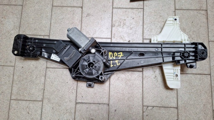 mechanismus motorek zvedání okna DS7 CROSSBACK 9830654280 , 9829510880
