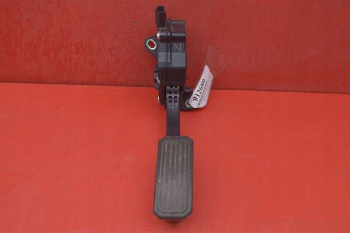 potencjometr plynu EU 78110-12010 TOYOTA PRIUS 3 III XW30 1.8 HYBRID 99 KM