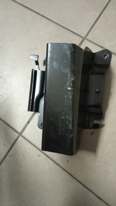 Halter Stütze Versteifung RENAULT OE 175595487R