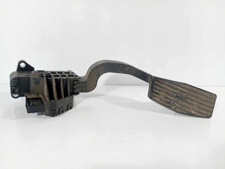 Opel Corsa D 06-14 Pulsante Pedale pedaliera acceleratore OE 55702020