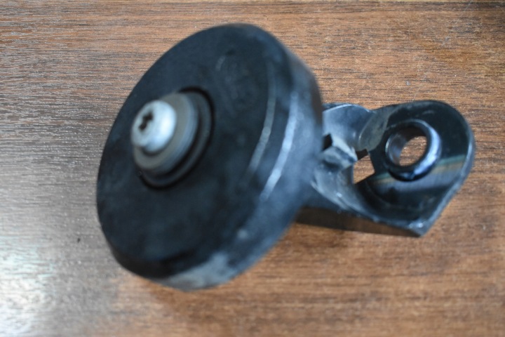 IDEALNY TLUMIK DRGAN rechts MERCEDES W223 1