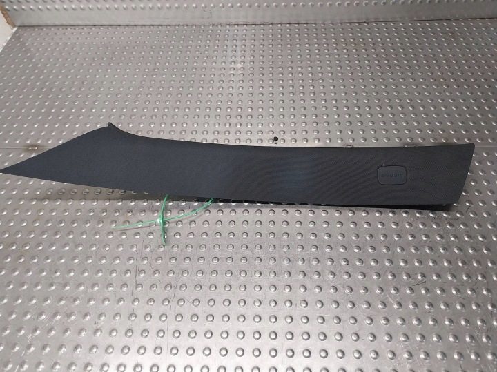 zaštita SLUPKA prednji dio lijeva ALCANTARA MERCEDES W246 W176 X156 INFINITI Q30