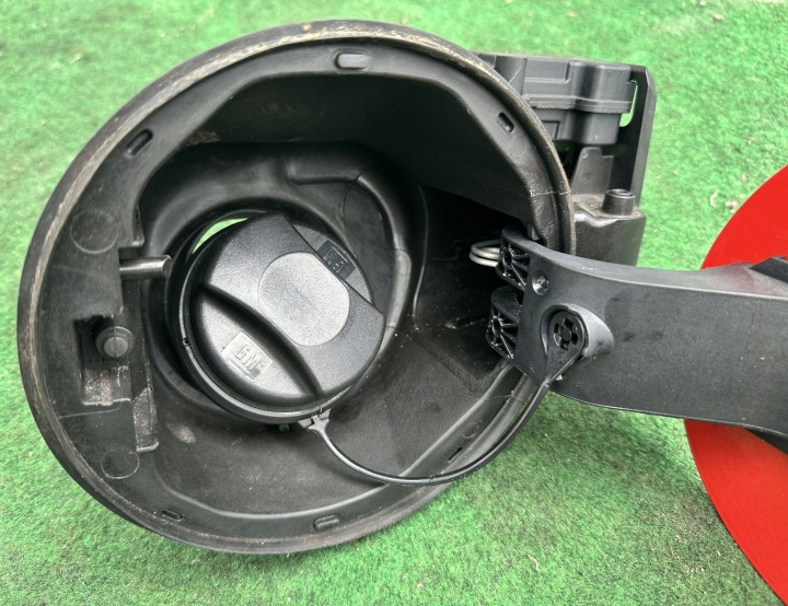 ГОРИВО НА ГОРИВО OPEL MERIVA B В COLOR (Z547) 13367796 8