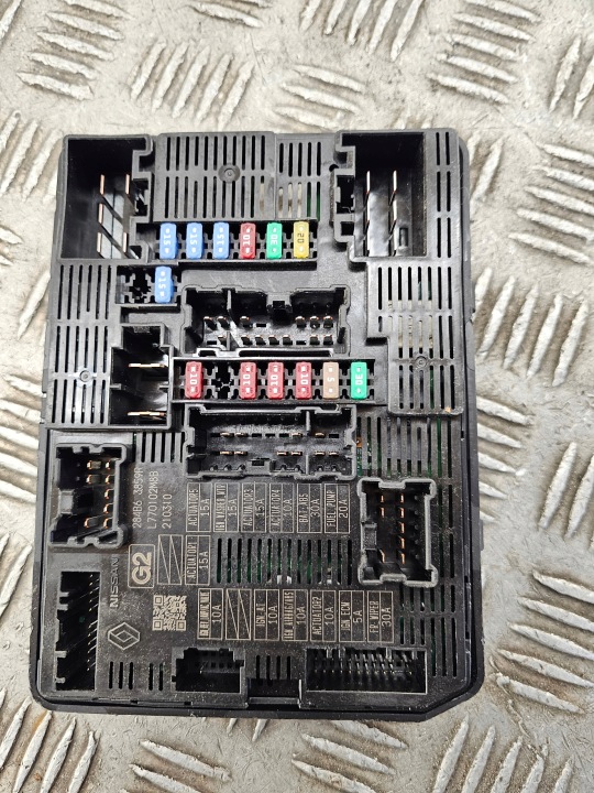CENTRALINA FUSIBILI 284B63859R RENAULT TRAFIC III LIFT
