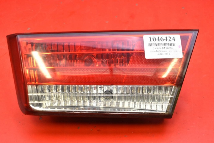 light right rear part rear 92404-3K0 HYUNDAI SONATA 5 V NF sedan 05-08