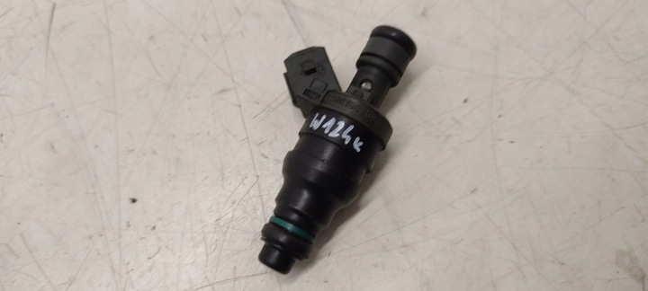 Injecteur Mercedes W124 2,2b