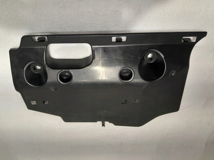 TOYOTA YARIS GR IV 4 kryt přístrojovky KONOLI pravá 55607-K0030