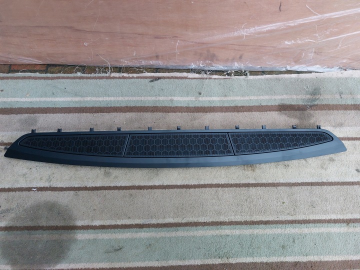 BMW 7 G11 G12 fedél MASKOWNICA POLKI far 21r
