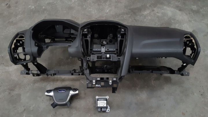 dashboard console airbags Ford Focus MK3 1,0 Ecoboost