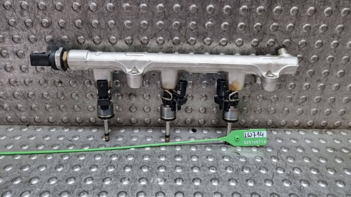 Kraftstoffverteiler Einspritzleiste Einspritzdüse 0261500443 IBIZA V POLO VI 2G ARONA SCALA 1.0 TSI