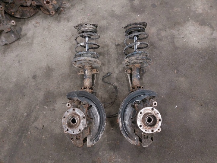 Stoßdämpfer Fahrwerksfeder Achsschenkel Radnabe Radlager links + rechts vorne RENAULT MEGANE III