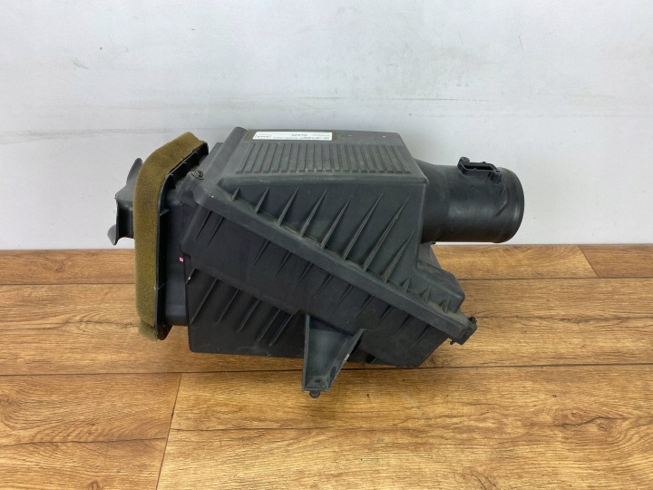 Boîte a filtre Cadillac Escalade IV 2015+