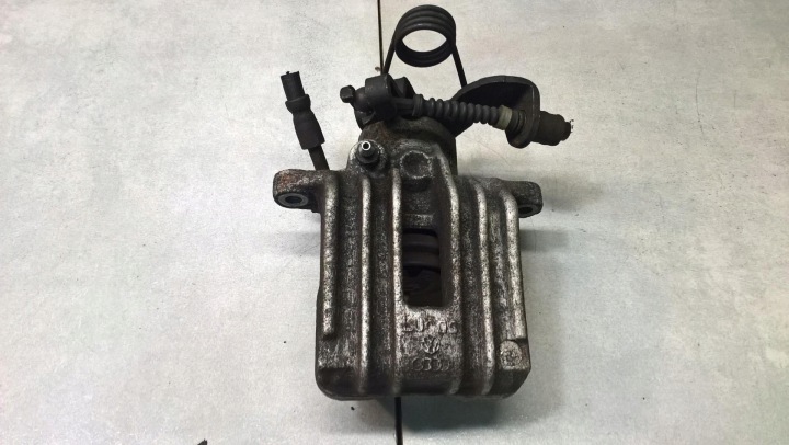 Bremssattel Bremse Sattel Brems- links heck AUDI A4 B6 2.5 TDI