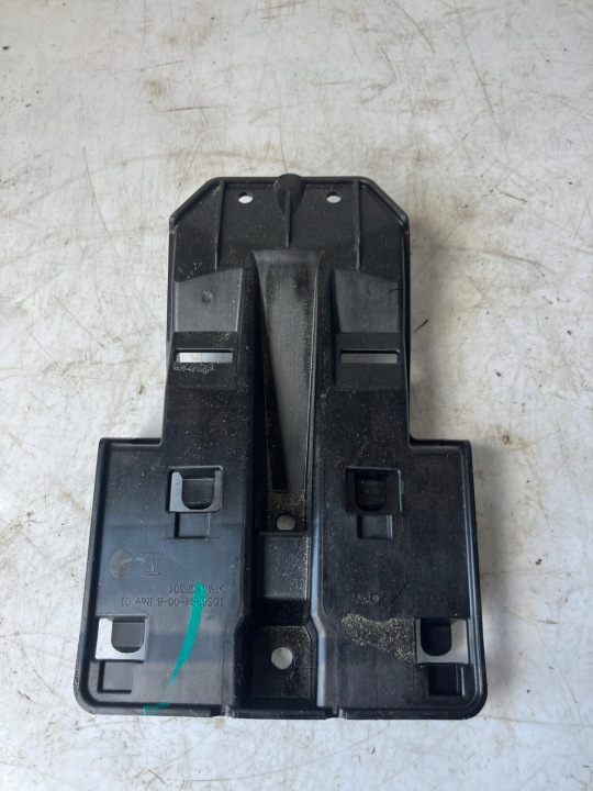 Halter Armaturenbrett ROZDZIELCZEJ TESLA MODEL S 1056284-00