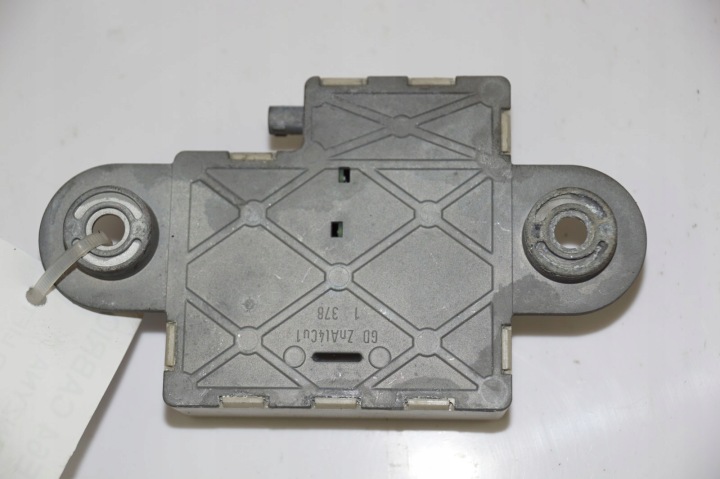 AMPLIFICATORE ANTENY 6935024-01 BMW E64