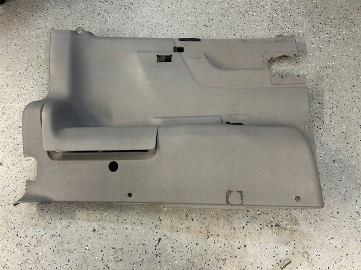 VW T4 CARAVELLE Habillage revêtement panneau intérieur porte Latérale/côté Arrière 7D0867035