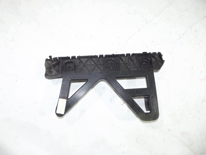 Hyundai i30 III Supporto sinistra posteriore 86615-G4000
