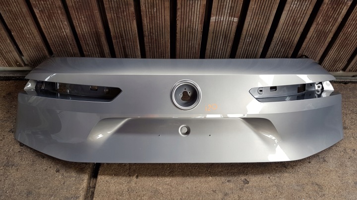 Blende Schutzkappe hinten heckklappe kofferraumdeckel BMW iX i20 5A49478